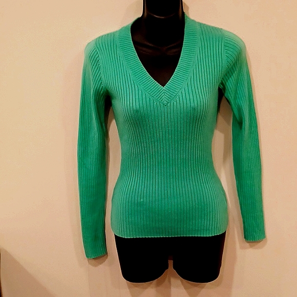 Togo/Hudson's Bay Ribbed Cotton V Neck Sweater- Sz. XS - Picture 2 of 5